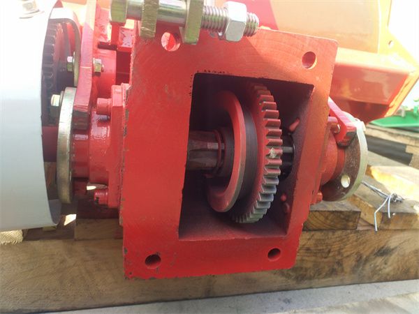 101手扶变速箱接口