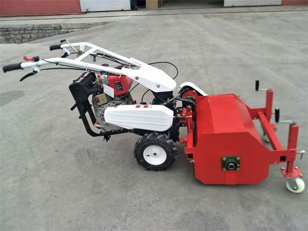 自走式杀秧碎草机