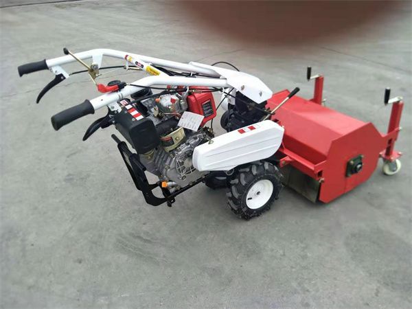 自走式杀秧碎草机